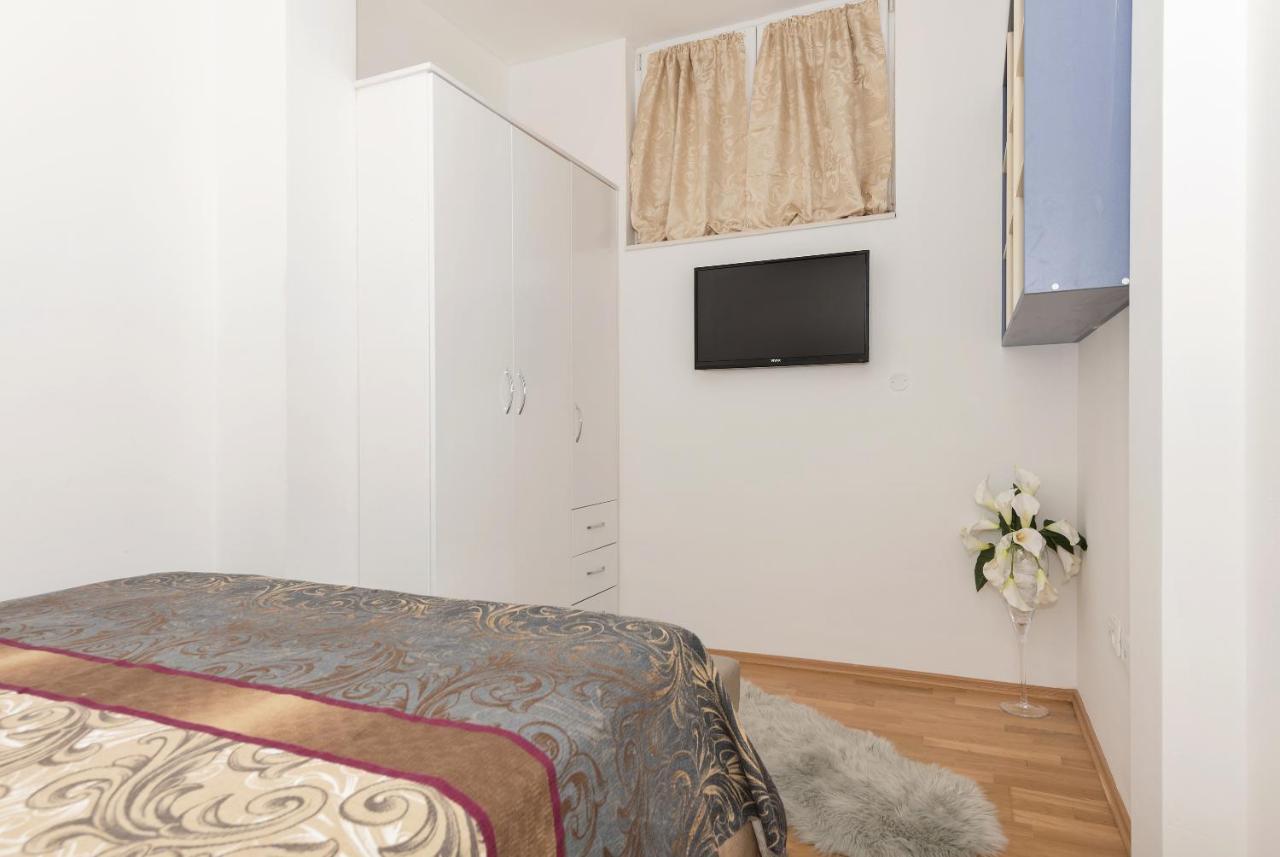 Long Apartment Makarska Dış mekan fotoğraf